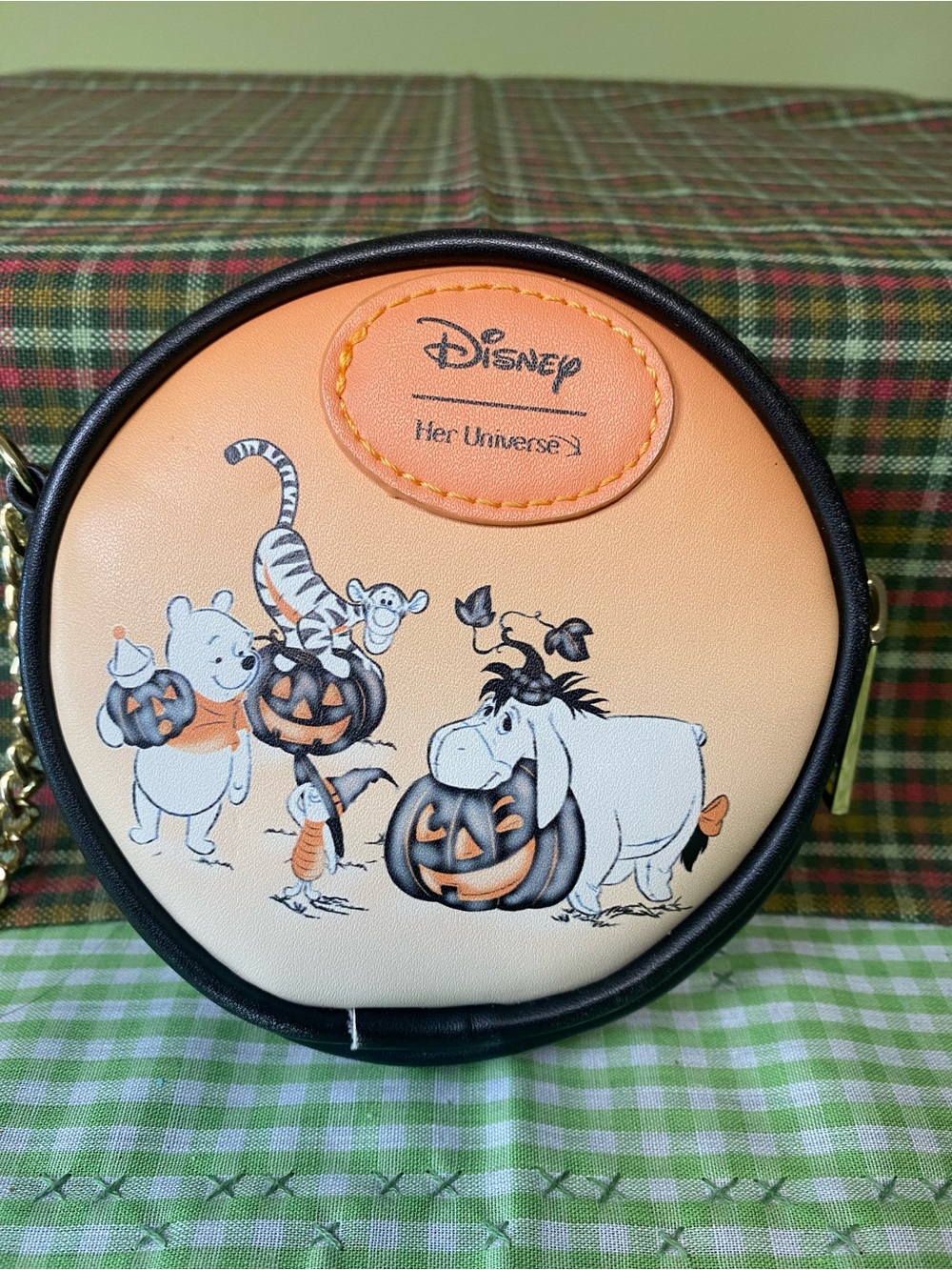 Disney Her Universe Pooh bear Halloween coin purse (D-1)